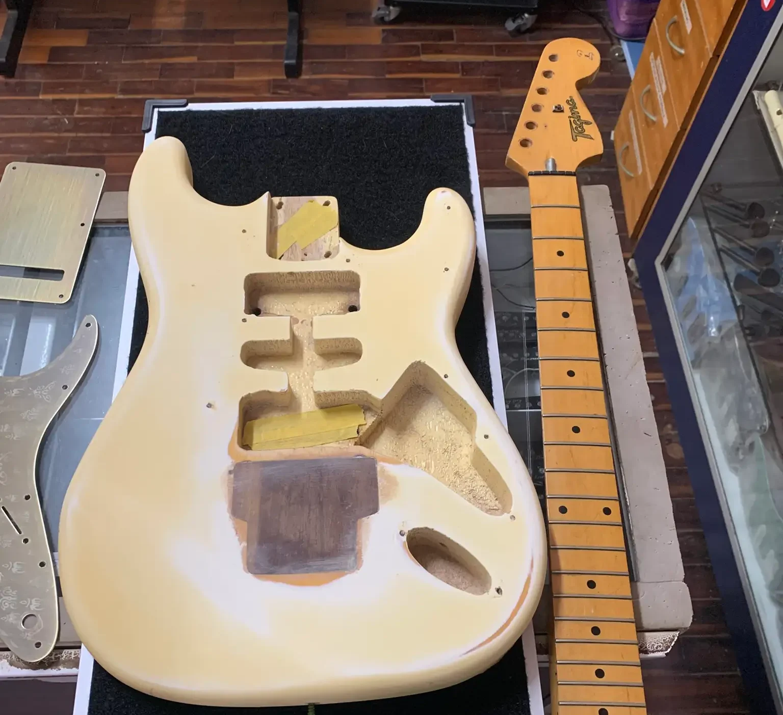 Guitarra Azul Antes (1)